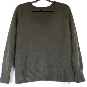 BANANA REPUBLIC SWEATER